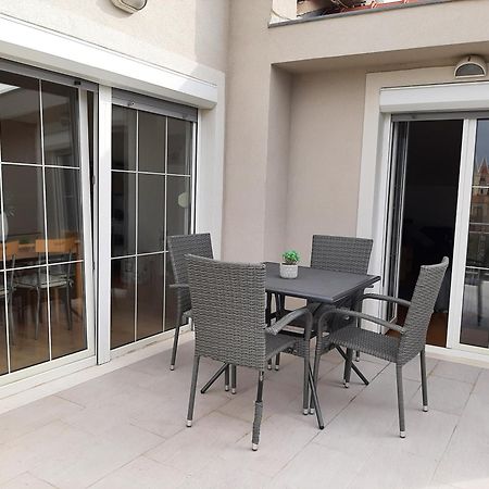 Apartments Luna Sveti Filip i Jakov Kültér fotó