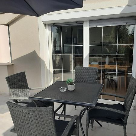 Apartments Luna Sveti Filip i Jakov Kültér fotó