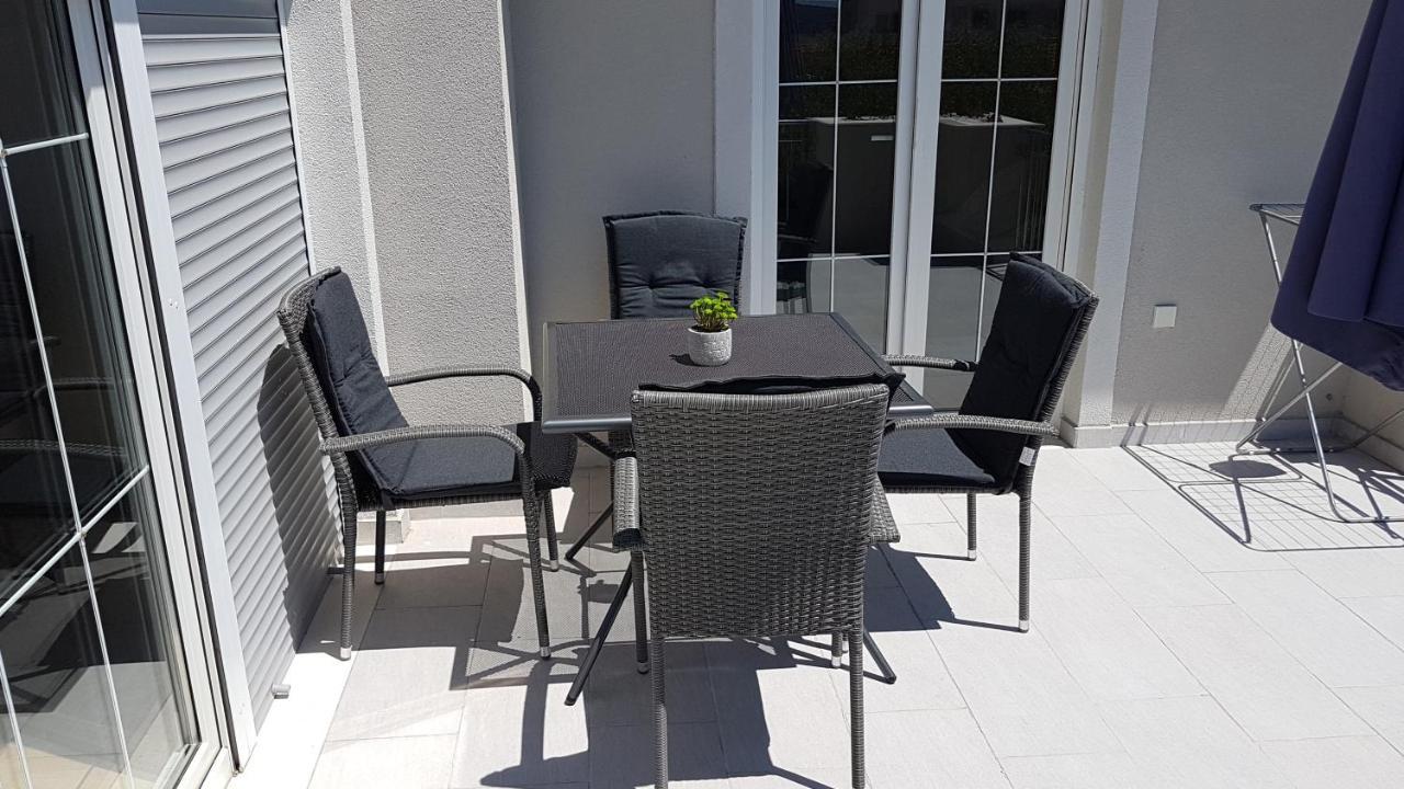 Apartments Luna Sveti Filip i Jakov Kültér fotó