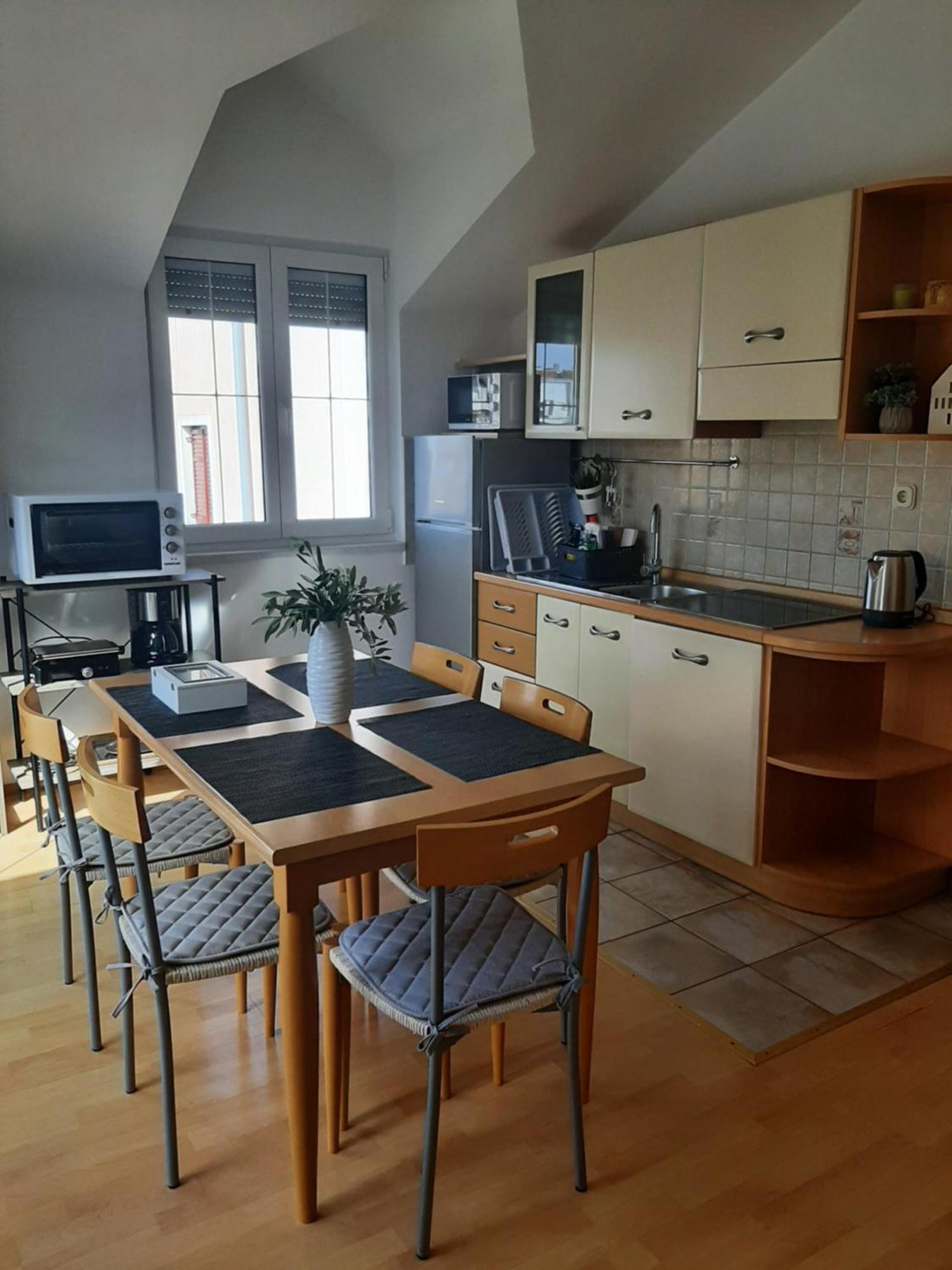 Apartments Luna Sveti Filip i Jakov Kültér fotó