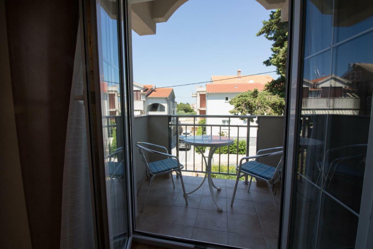 Apartments Luna Sveti Filip i Jakov Kültér fotó